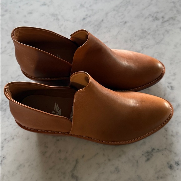 FORTRESS OF INCA Elise D'Orsay Boot, Camel - Picture 2 of 6